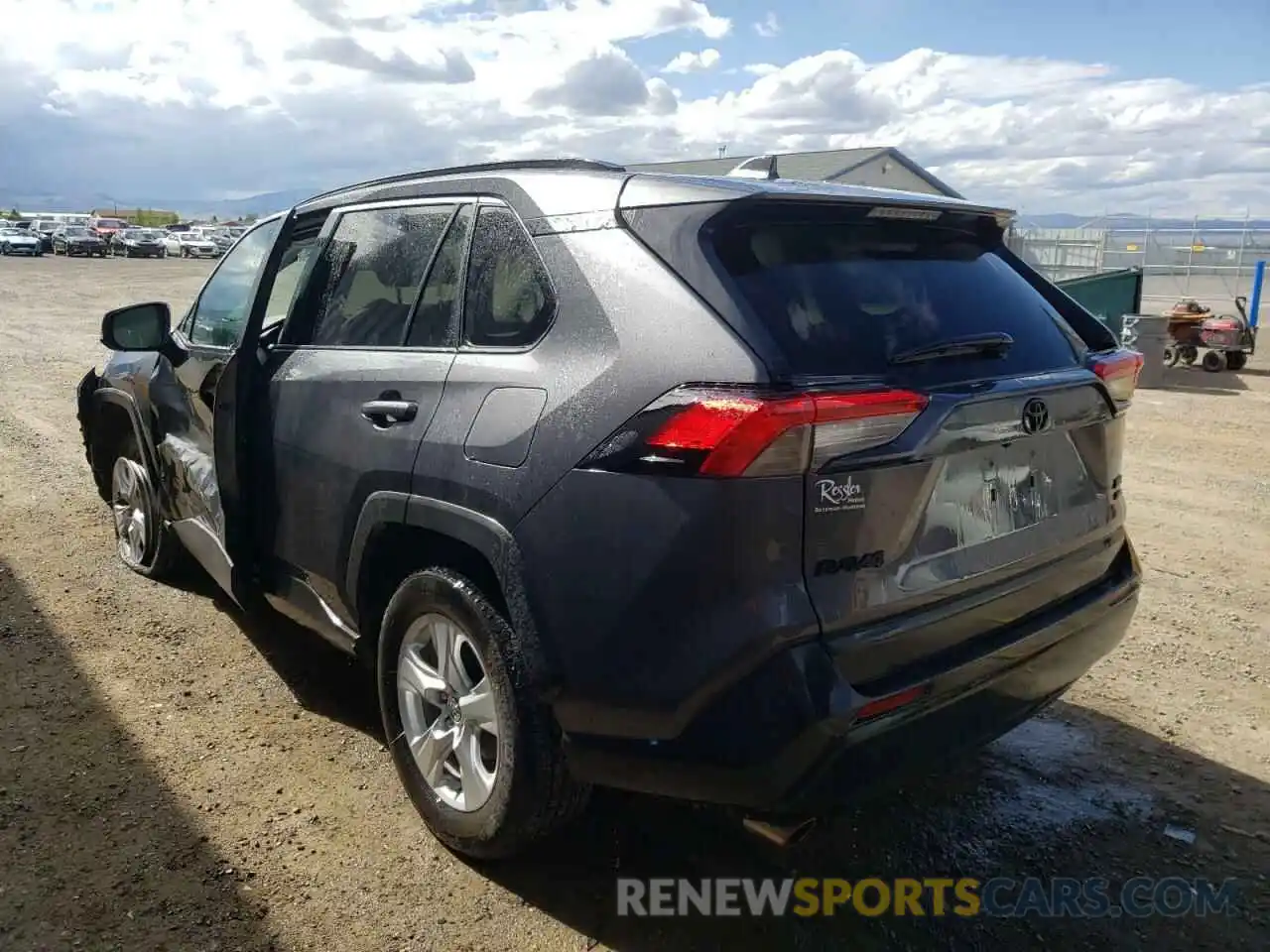 3 Photograph of a damaged car 2T3P1RFV0LC066181 TOYOTA RAV4 2020