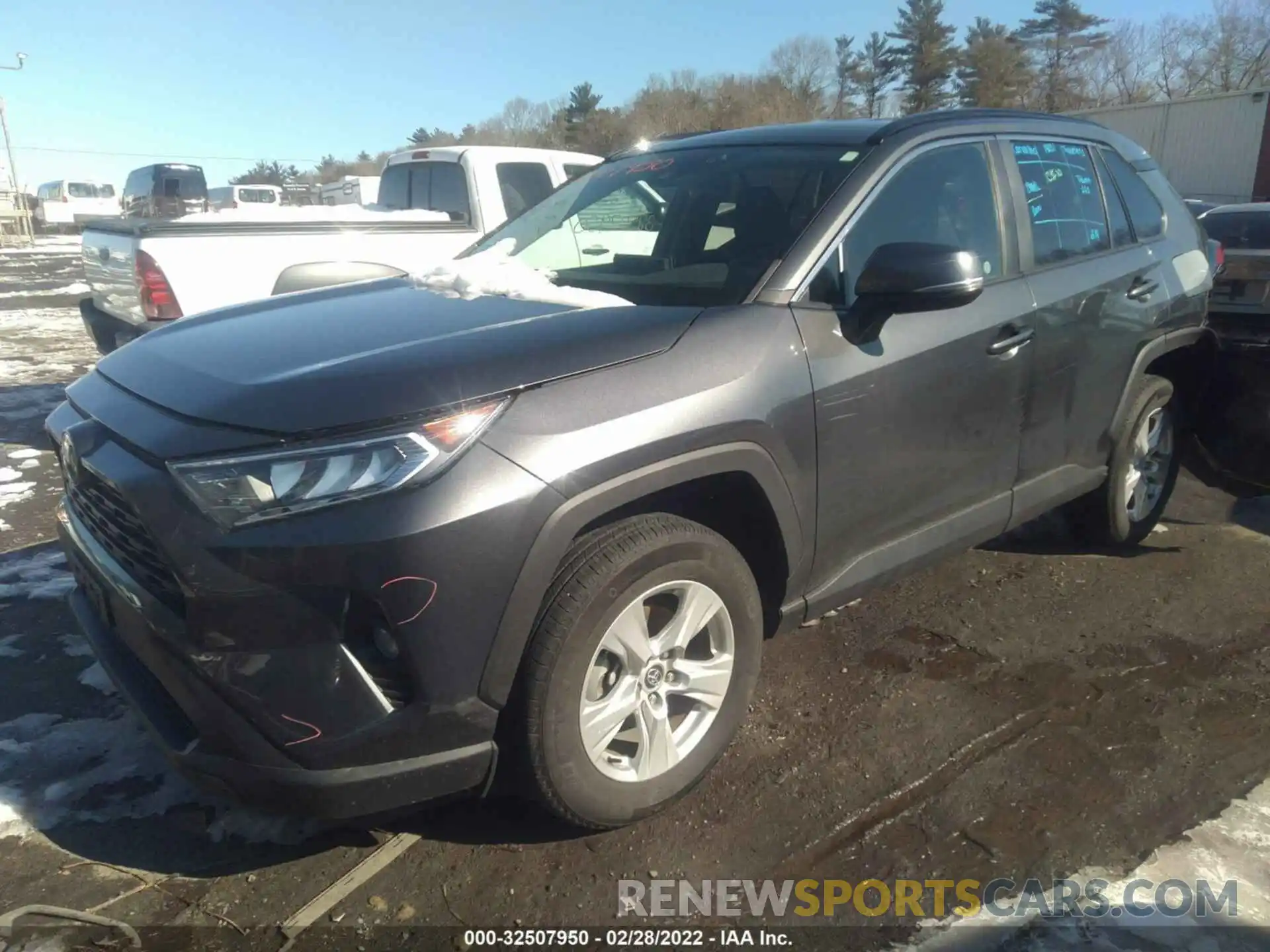 2 Photograph of a damaged car 2T3P1RFV0LC066424 TOYOTA RAV4 2020