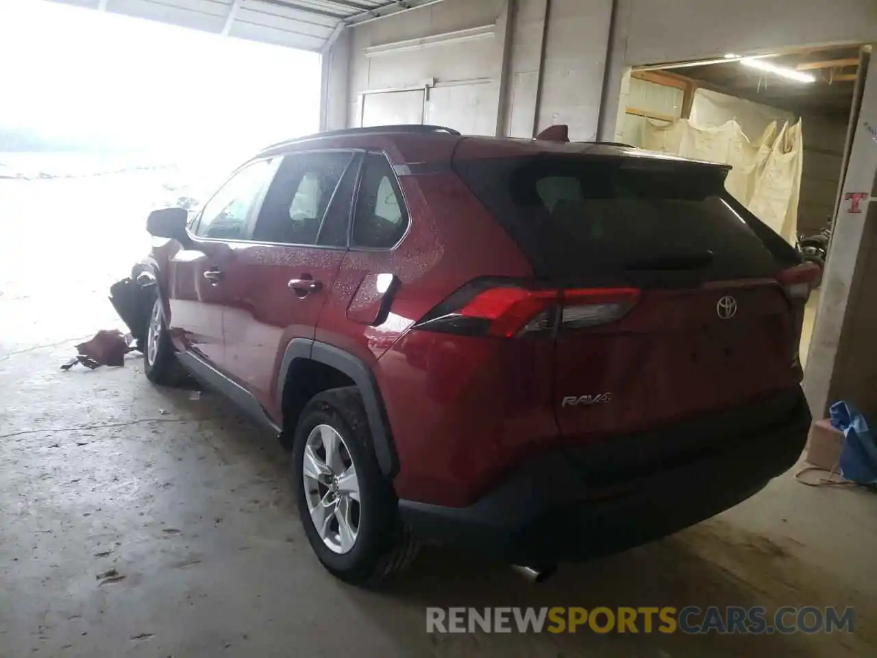 3 Photograph of a damaged car 2T3P1RFV0LC073468 TOYOTA RAV4 2020