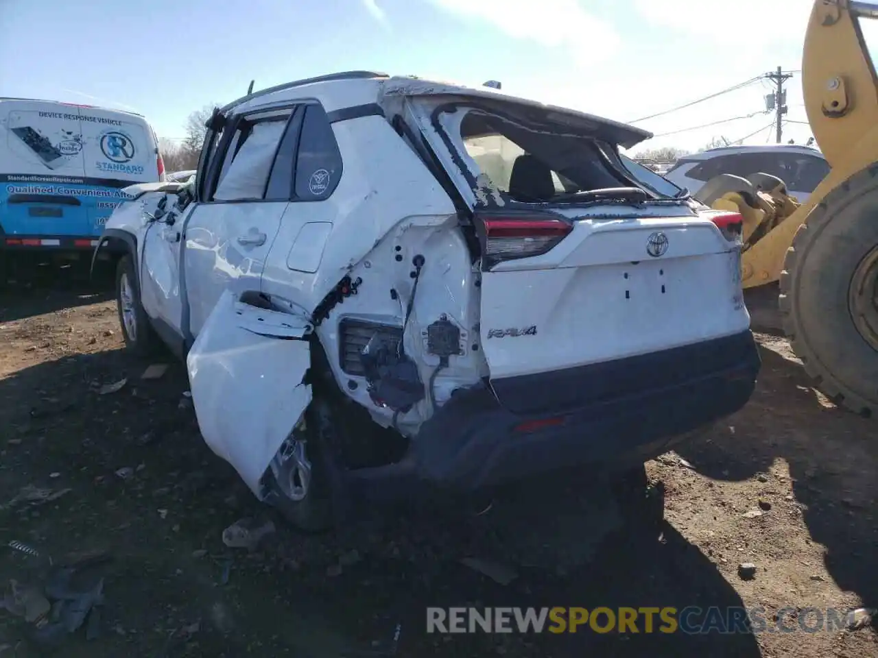 3 Photograph of a damaged car 2T3P1RFV0LC073521 TOYOTA RAV4 2020