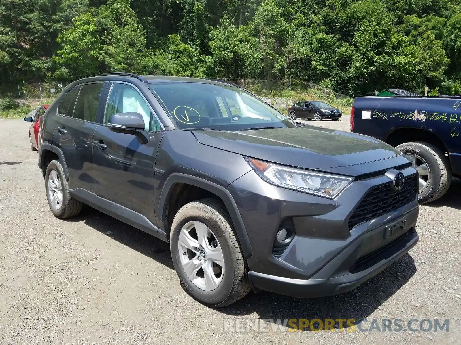 1 Photograph of a damaged car 2T3P1RFV0LC073549 TOYOTA RAV4 2020