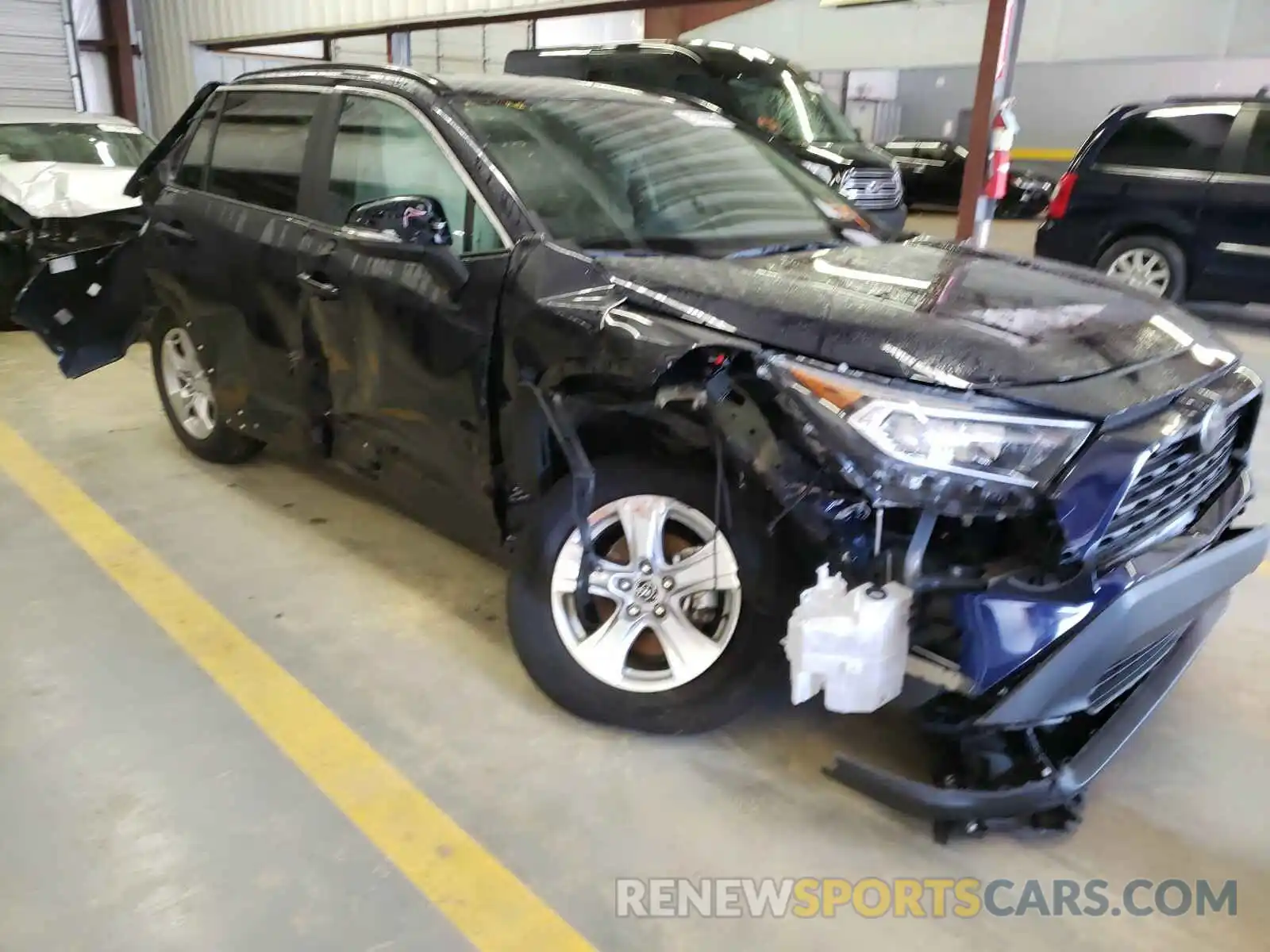 9 Photograph of a damaged car 2T3P1RFV0LC078833 TOYOTA RAV4 2020