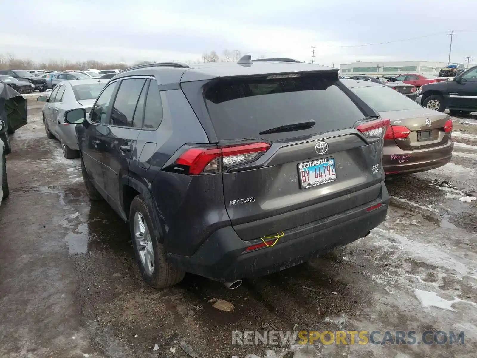 3 Photograph of a damaged car 2T3P1RFV0LC082154 TOYOTA RAV4 2020