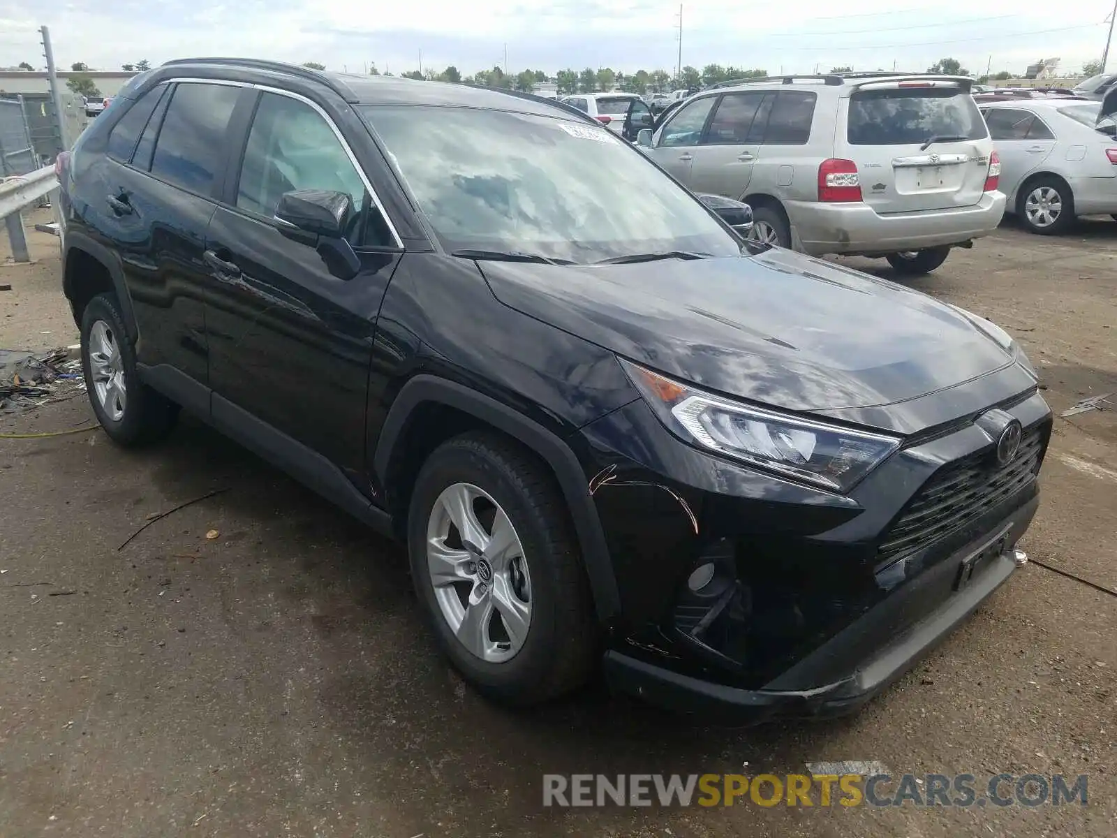 1 Photograph of a damaged car 2T3P1RFV0LC083479 TOYOTA RAV4 2020