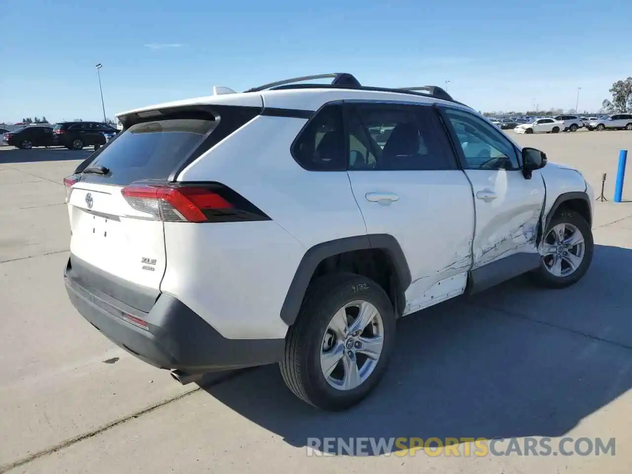 3 Photograph of a damaged car 2T3P1RFV0LC091114 TOYOTA RAV4 2020