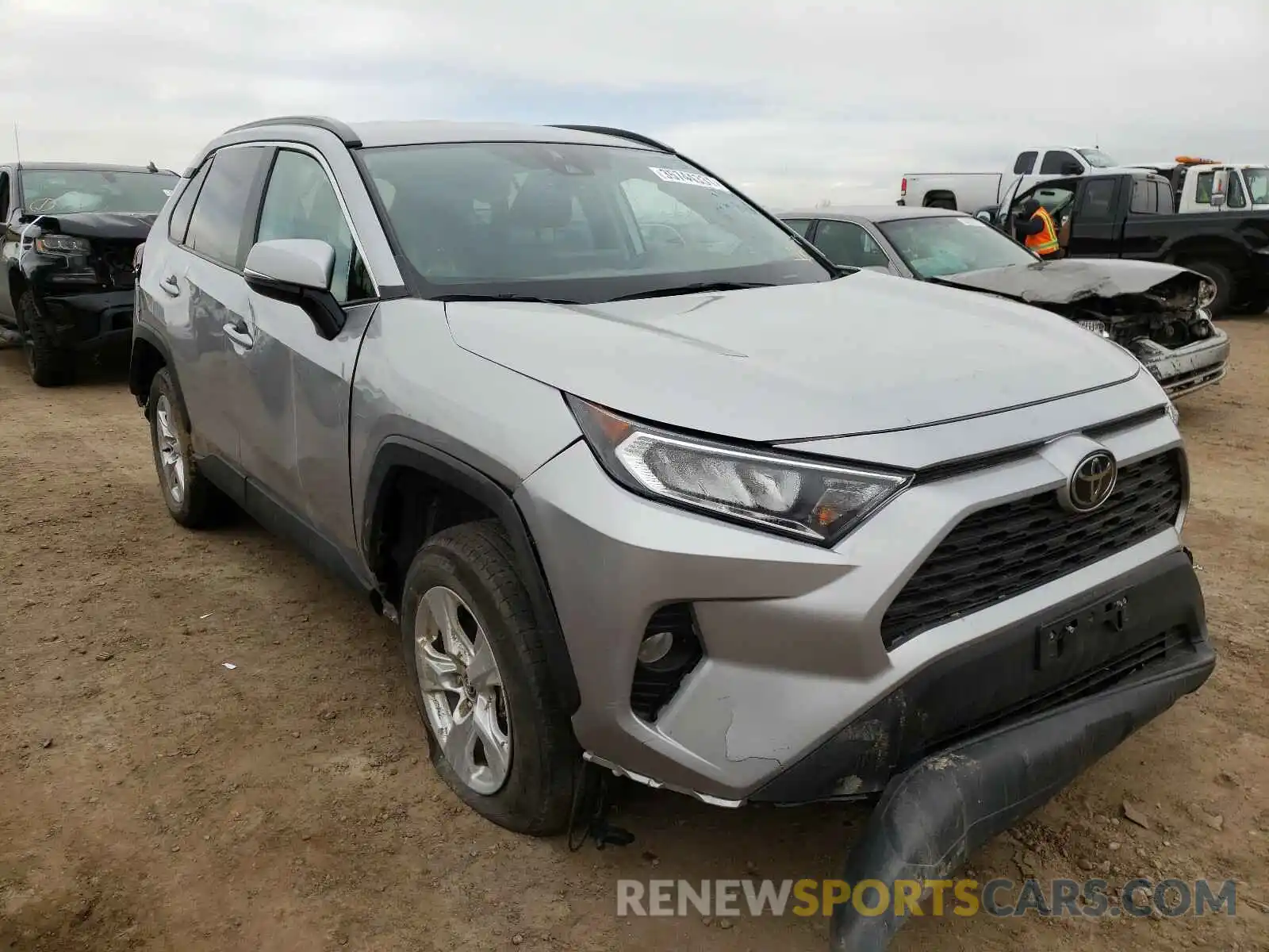 1 Фотография поврежденного автомобиля 2T3P1RFV0LC093770 TOYOTA RAV4 2020