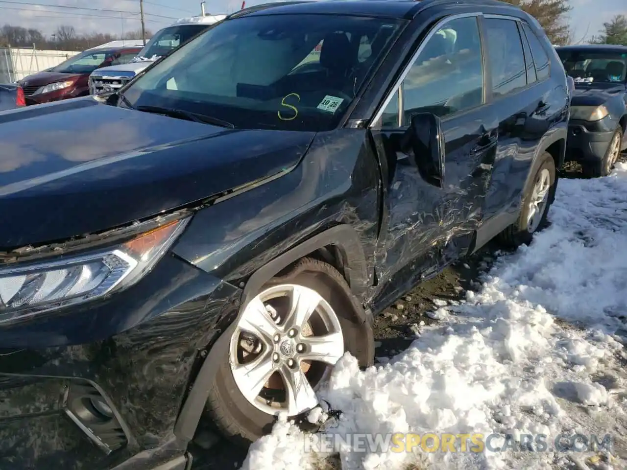 9 Photograph of a damaged car 2T3P1RFV0LC128887 TOYOTA RAV4 2020