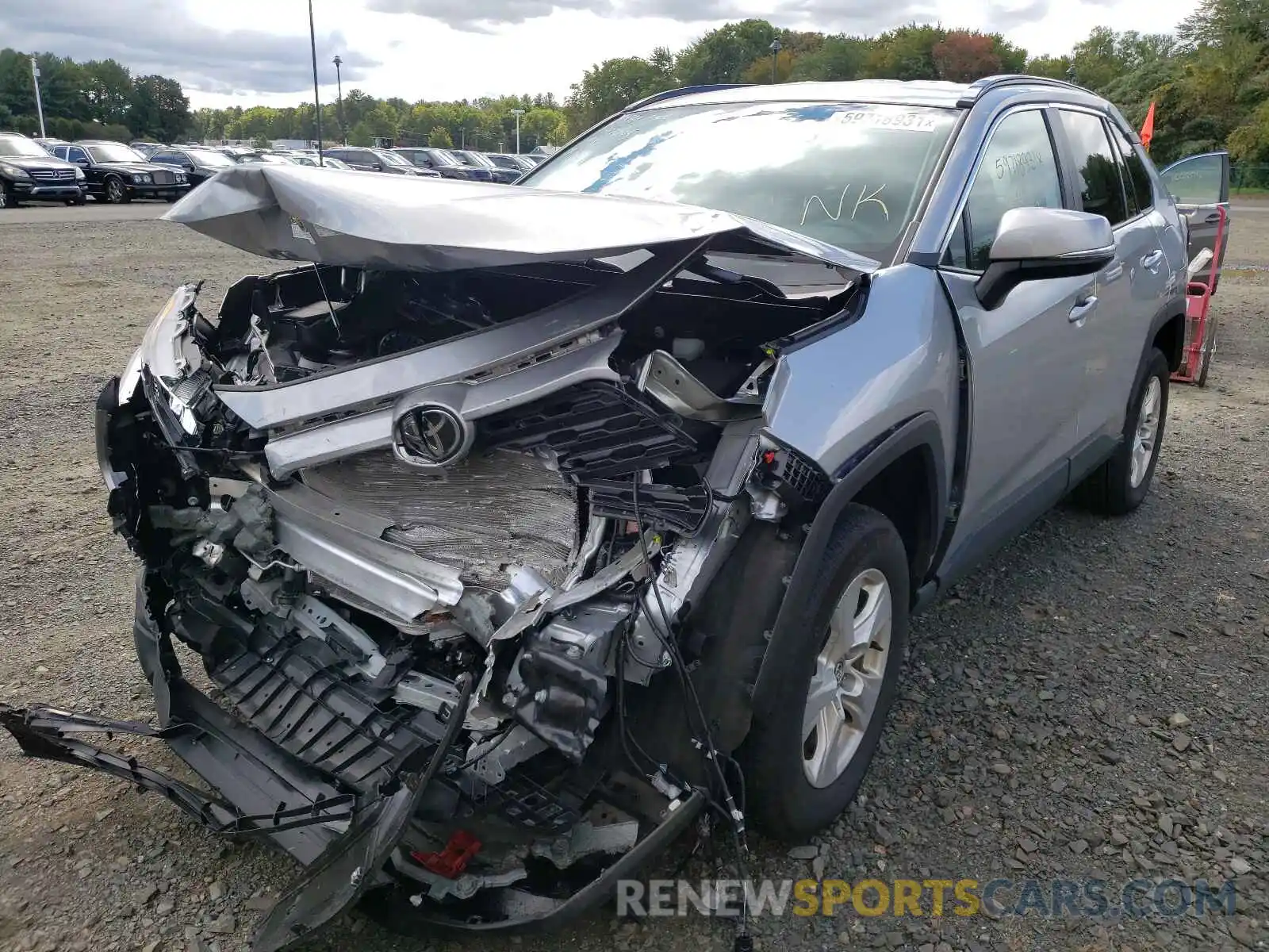 2 Photograph of a damaged car 2T3P1RFV0LC132213 TOYOTA RAV4 2020