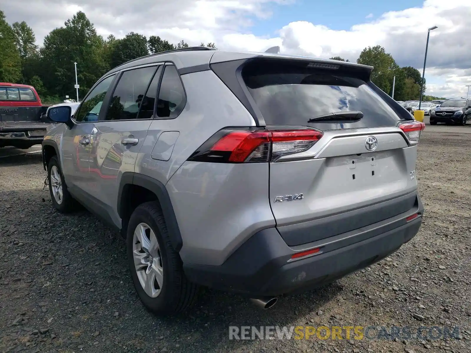 3 Photograph of a damaged car 2T3P1RFV0LC132213 TOYOTA RAV4 2020