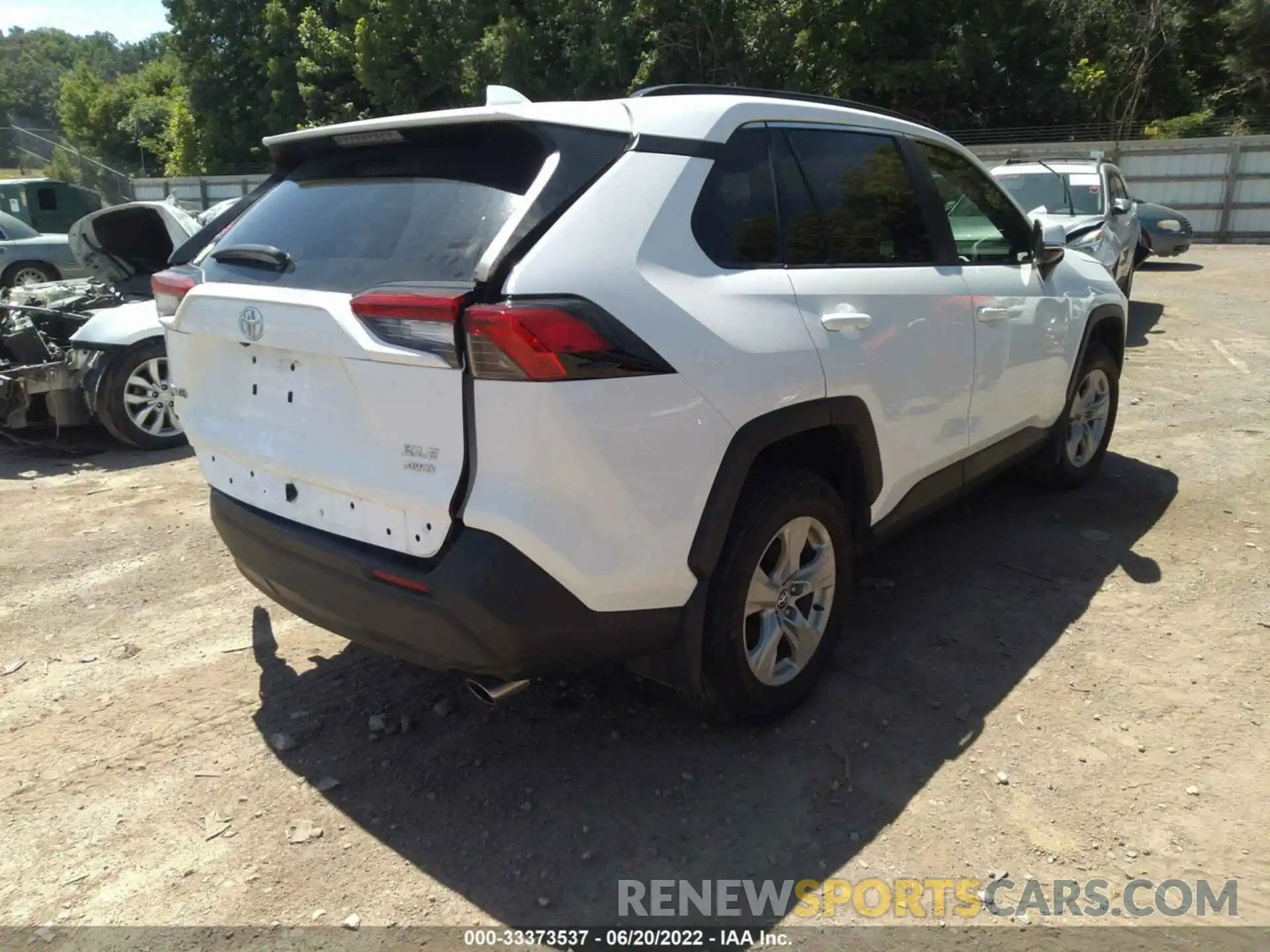 4 Фотография поврежденного автомобиля 2T3P1RFV0LC133040 TOYOTA RAV4 2020