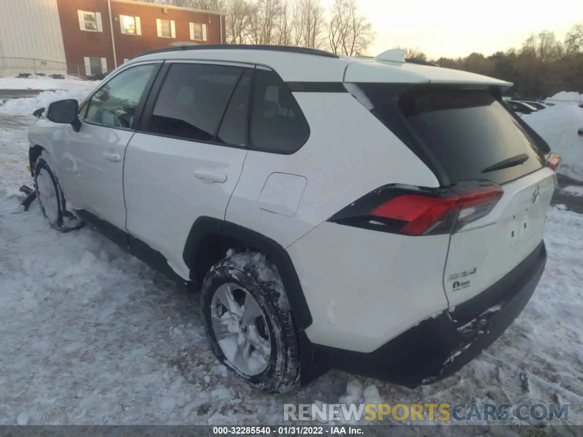 3 Photograph of a damaged car 2T3P1RFV0LW090463 TOYOTA RAV4 2020