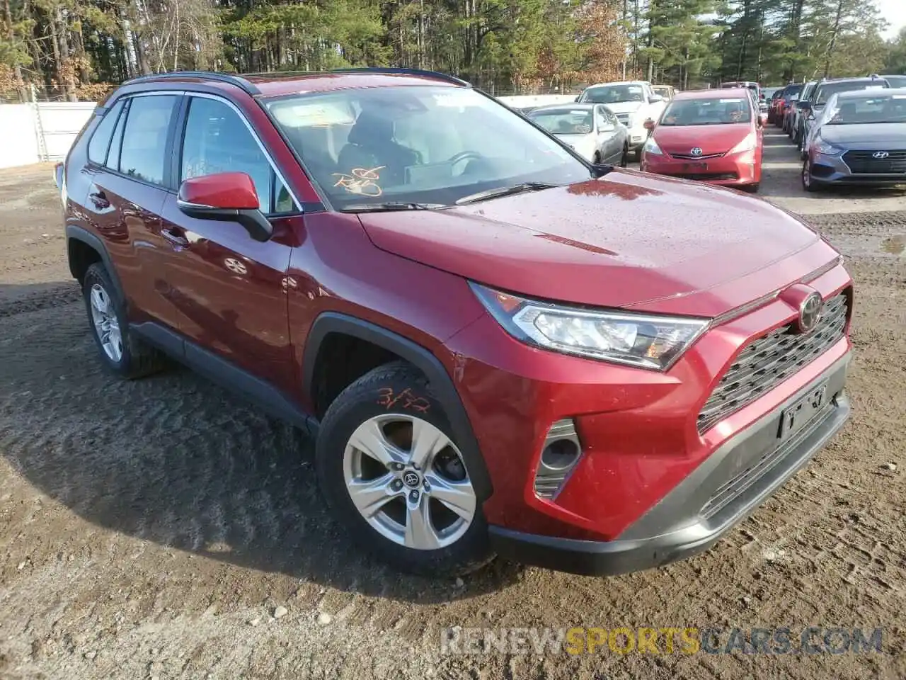 1 Photograph of a damaged car 2T3P1RFV0LW091189 TOYOTA RAV4 2020