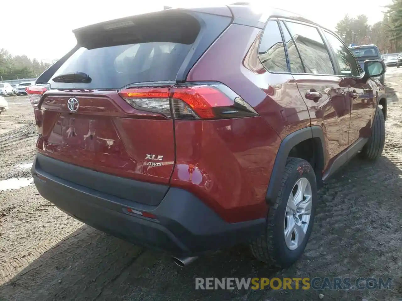 4 Photograph of a damaged car 2T3P1RFV0LW091189 TOYOTA RAV4 2020