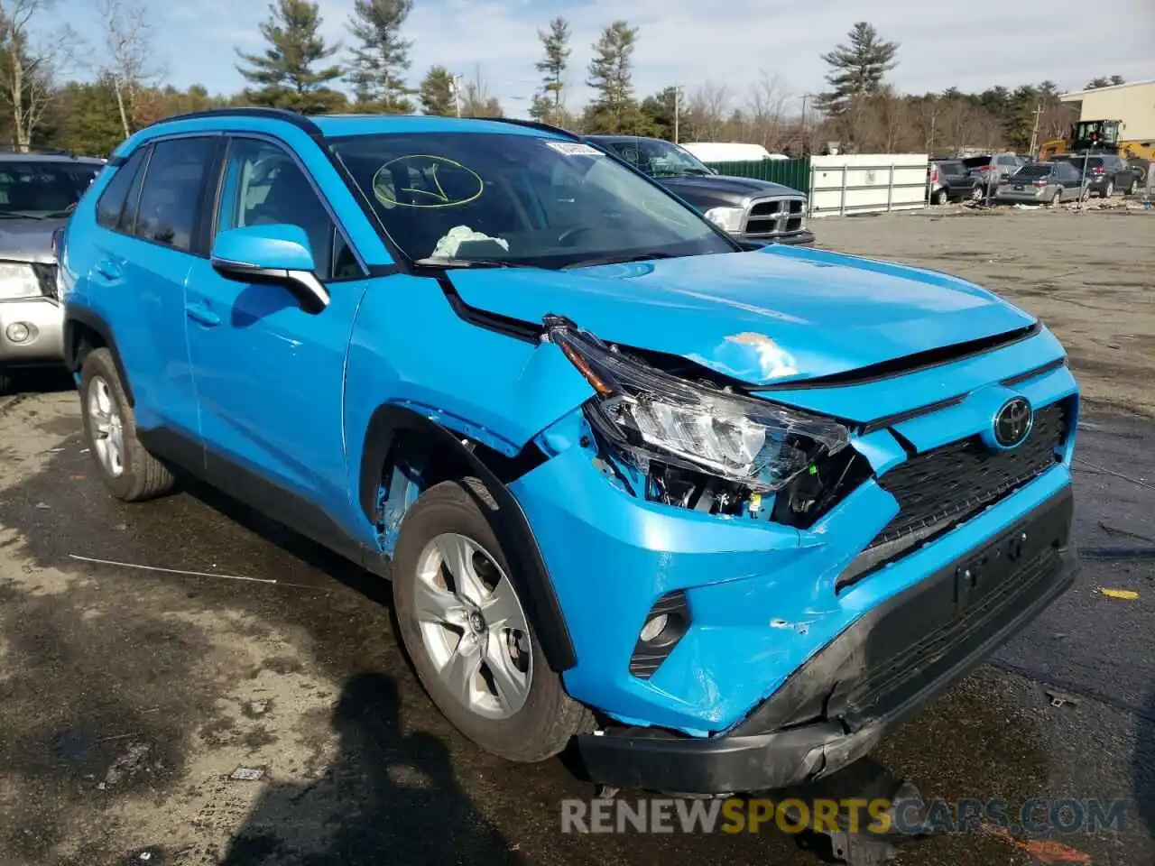 1 Photograph of a damaged car 2T3P1RFV0LW096621 TOYOTA RAV4 2020