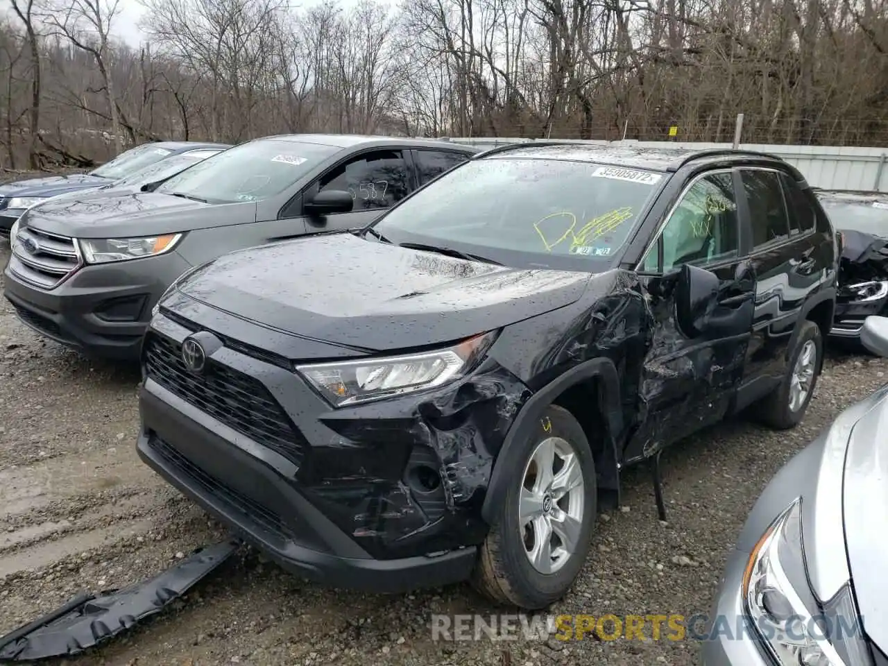 2 Photograph of a damaged car 2T3P1RFV0LW118830 TOYOTA RAV4 2020