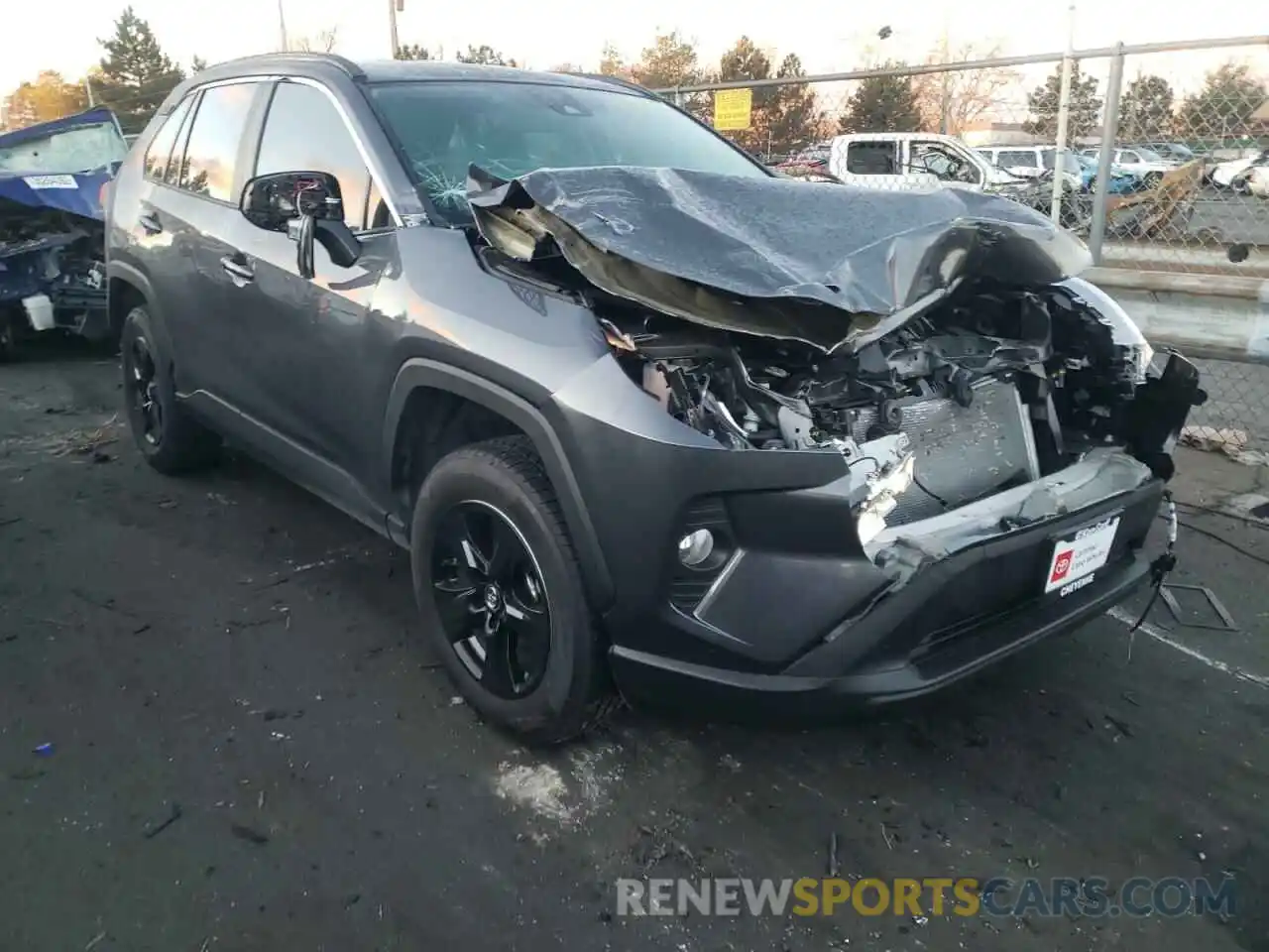 1 Photograph of a damaged car 2T3P1RFV0LW126524 TOYOTA RAV4 2020