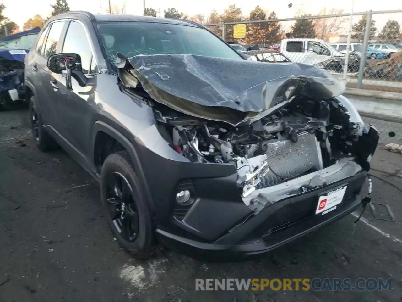 9 Photograph of a damaged car 2T3P1RFV0LW126524 TOYOTA RAV4 2020