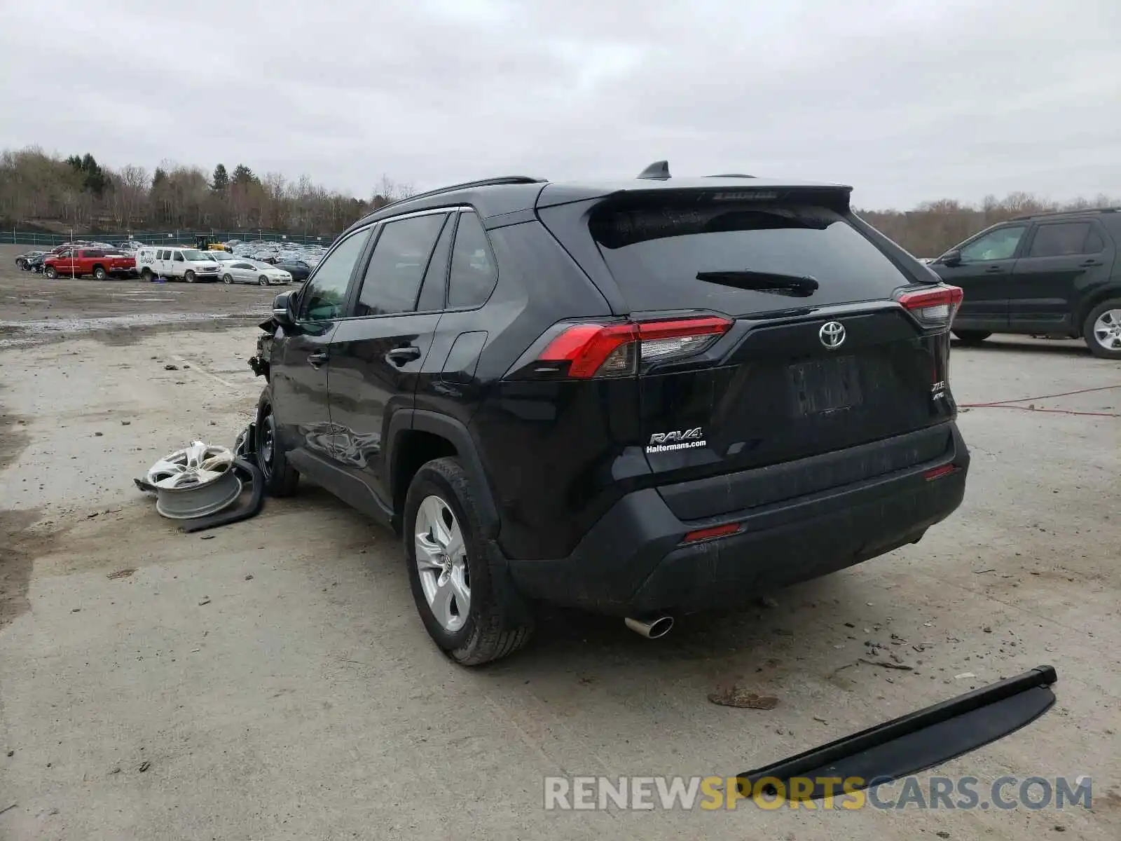 3 Photograph of a damaged car 2T3P1RFV0LW130508 TOYOTA RAV4 2020