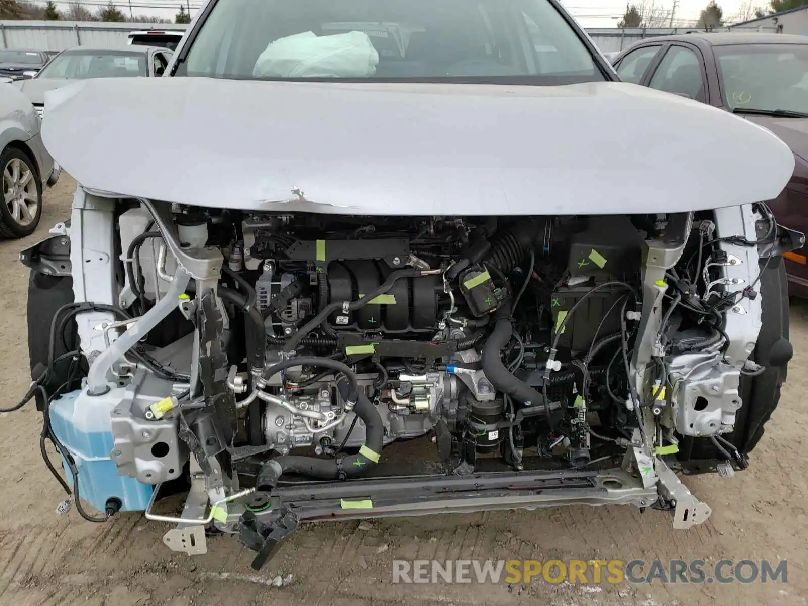 9 Photograph of a damaged car 2T3P1RFV0LW130556 TOYOTA RAV4 2020