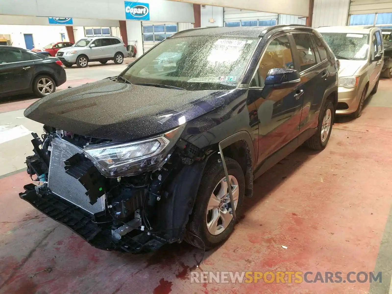 2 Photograph of a damaged car 2T3P1RFV0LW134252 TOYOTA RAV4 2020