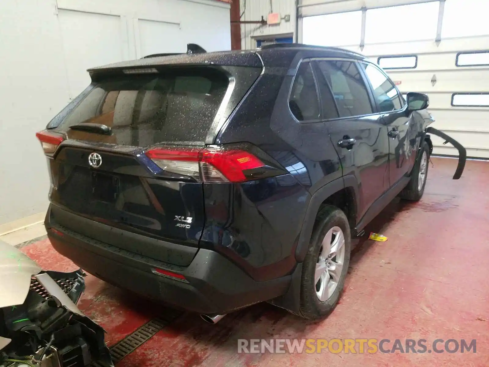 4 Photograph of a damaged car 2T3P1RFV0LW134252 TOYOTA RAV4 2020