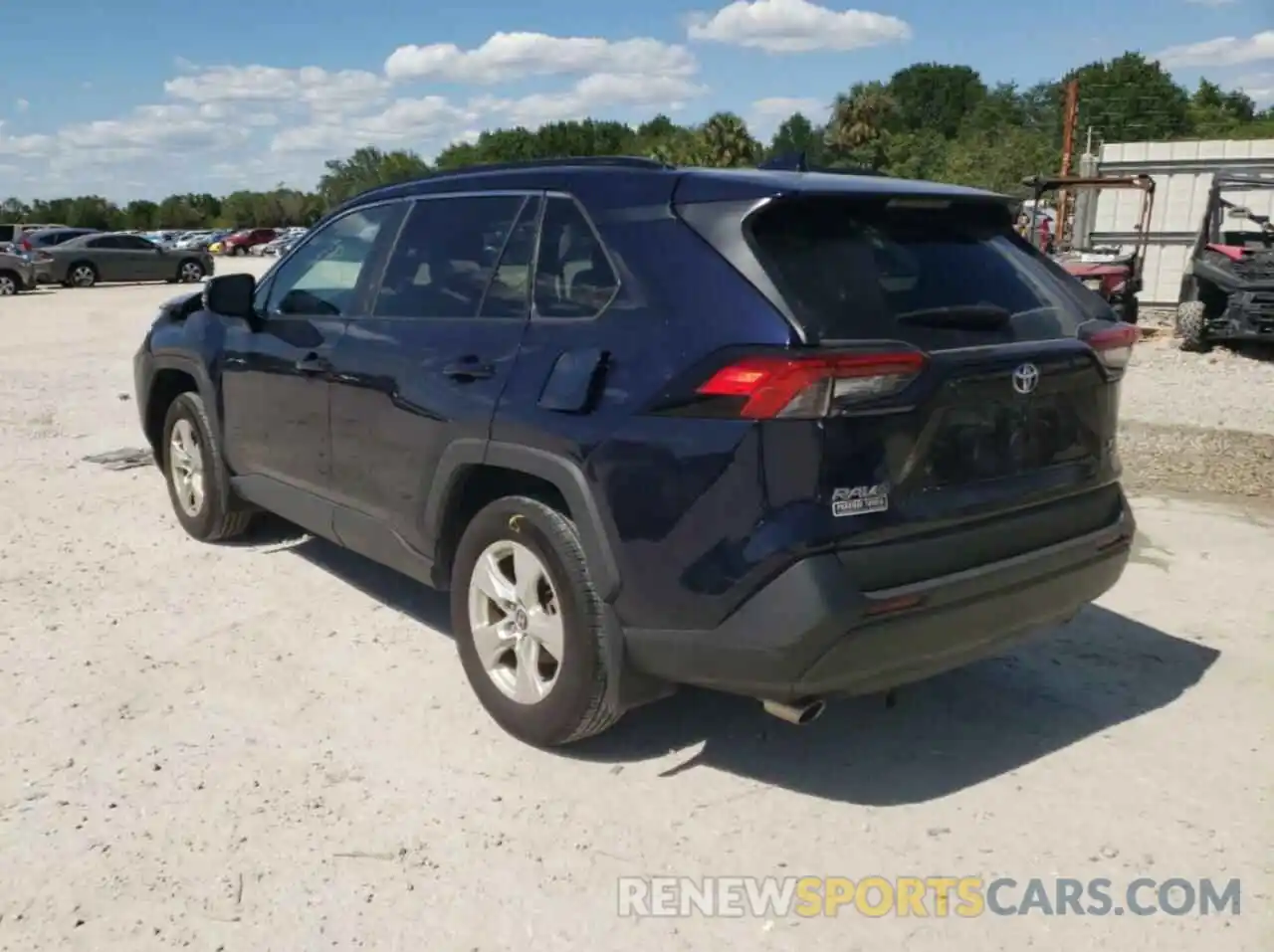 3 Photograph of a damaged car 2T3P1RFV0LW135336 TOYOTA RAV4 2020