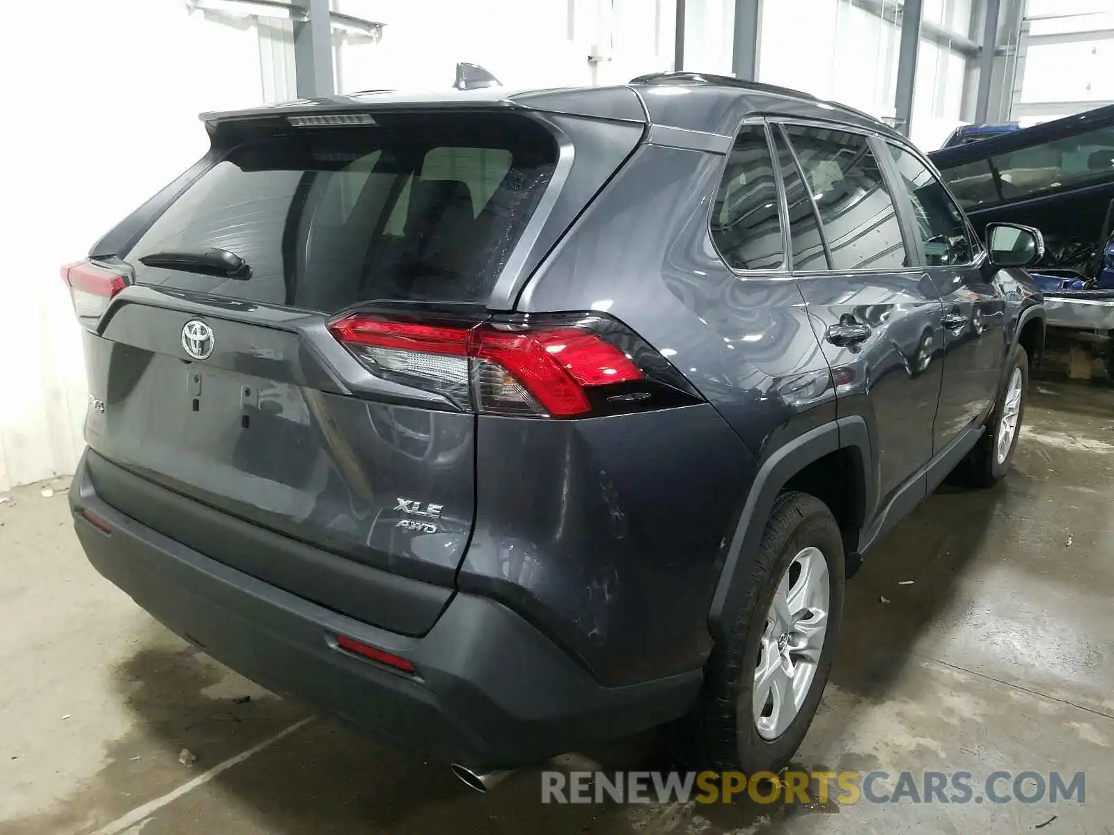 4 Photograph of a damaged car 2T3P1RFV1LC073110 TOYOTA RAV4 2020