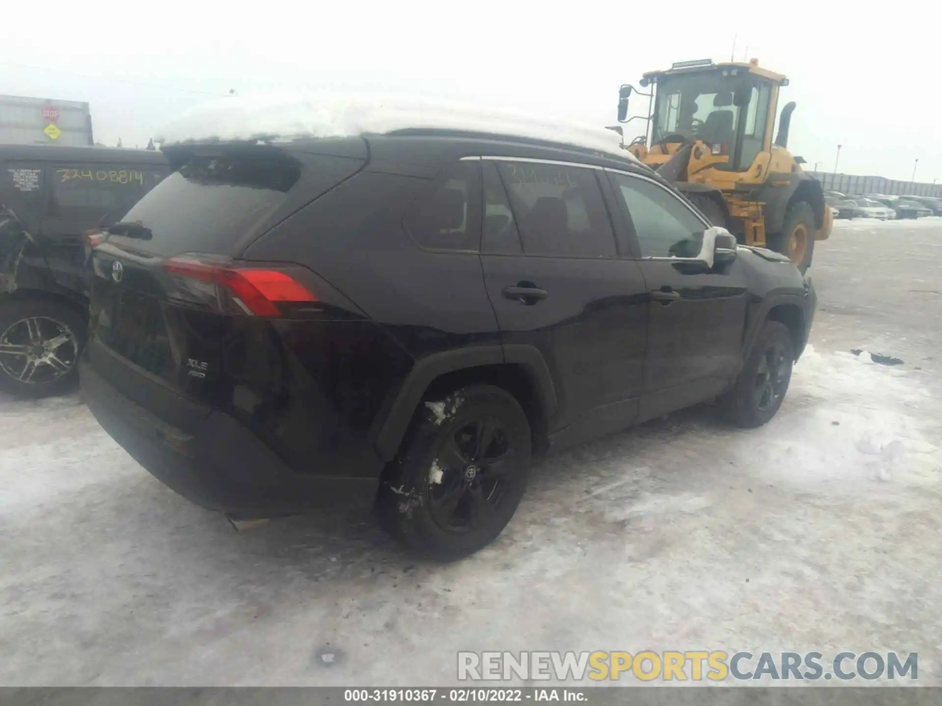 4 Photograph of a damaged car 2T3P1RFV1LC083989 TOYOTA RAV4 2020