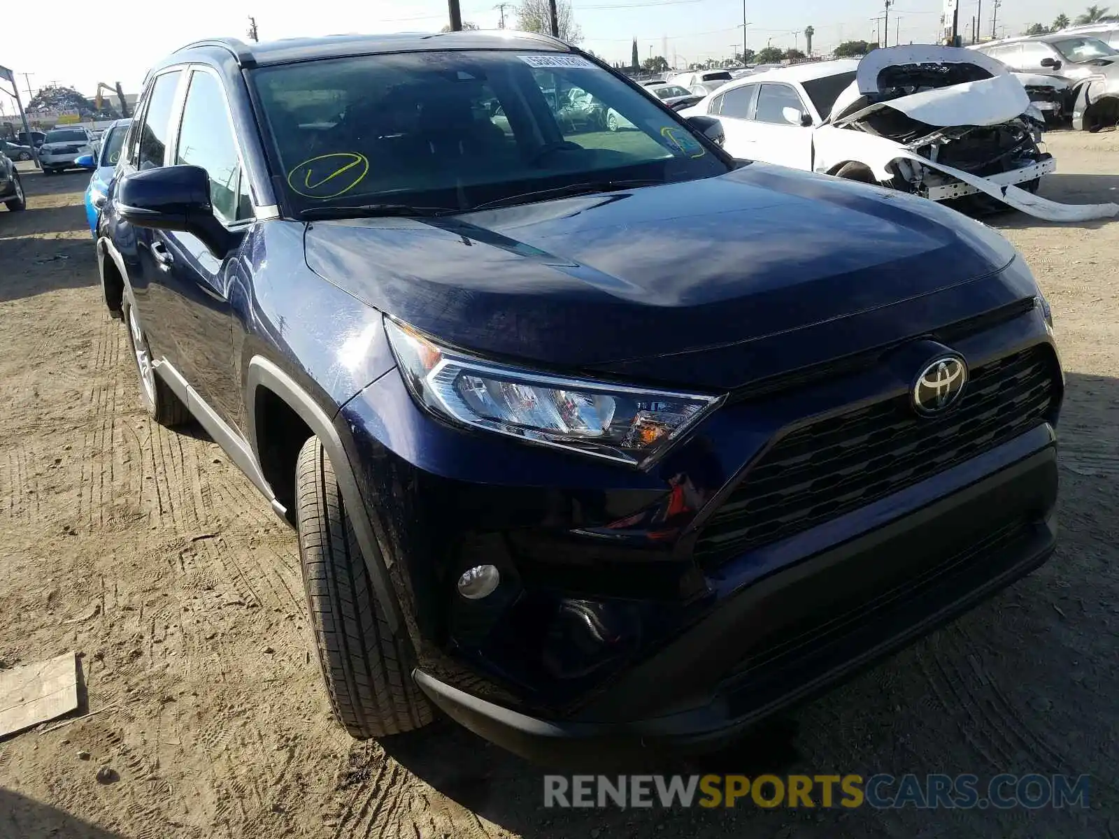 1 Photograph of a damaged car 2T3P1RFV1LC089372 TOYOTA RAV4 2020