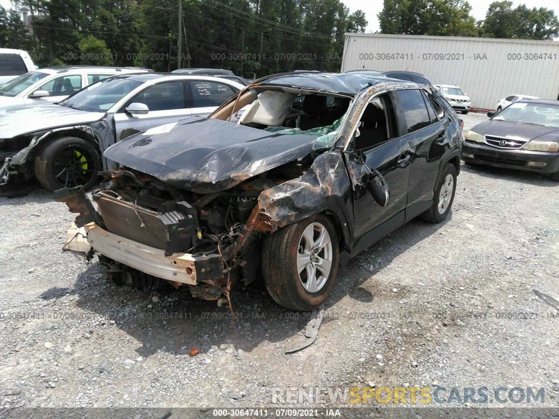 2 Photograph of a damaged car 2T3P1RFV1LC091347 TOYOTA RAV4 2020