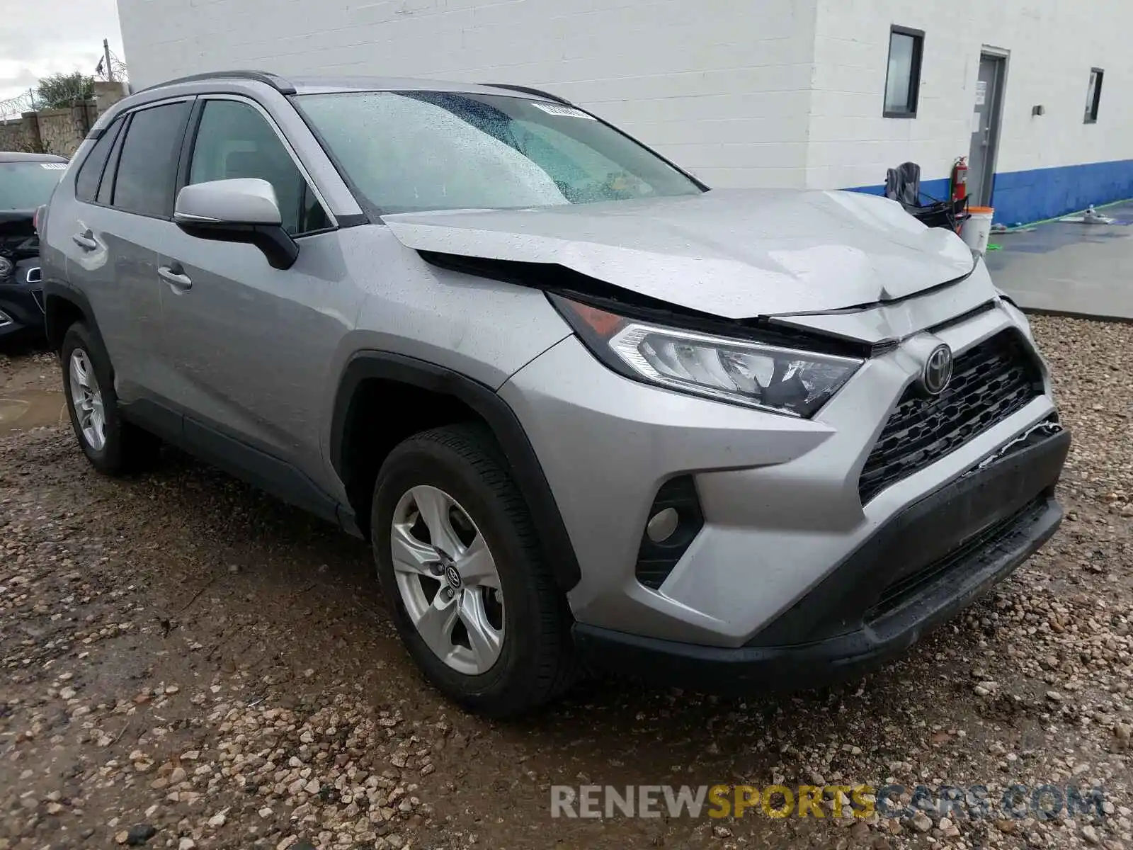 1 Фотография поврежденного автомобиля 2T3P1RFV1LC094829 TOYOTA RAV4 2020