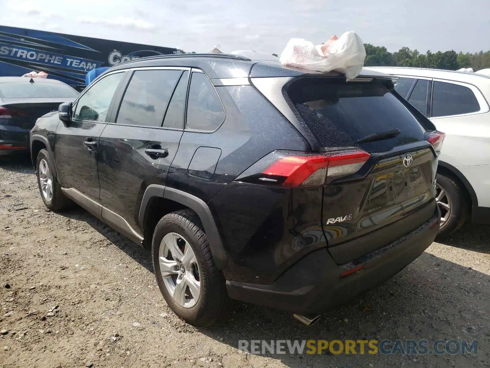 3 Фотография поврежденного автомобиля 2T3P1RFV1LC099268 TOYOTA RAV4 2020