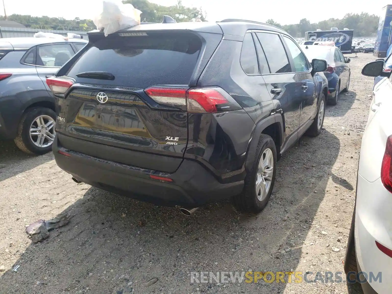 4 Photograph of a damaged car 2T3P1RFV1LC099268 TOYOTA RAV4 2020