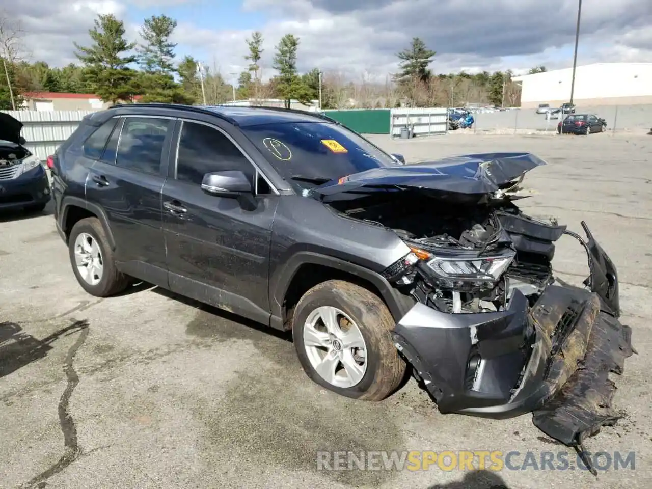 1 Photograph of a damaged car 2T3P1RFV1LC130311 TOYOTA RAV4 2020