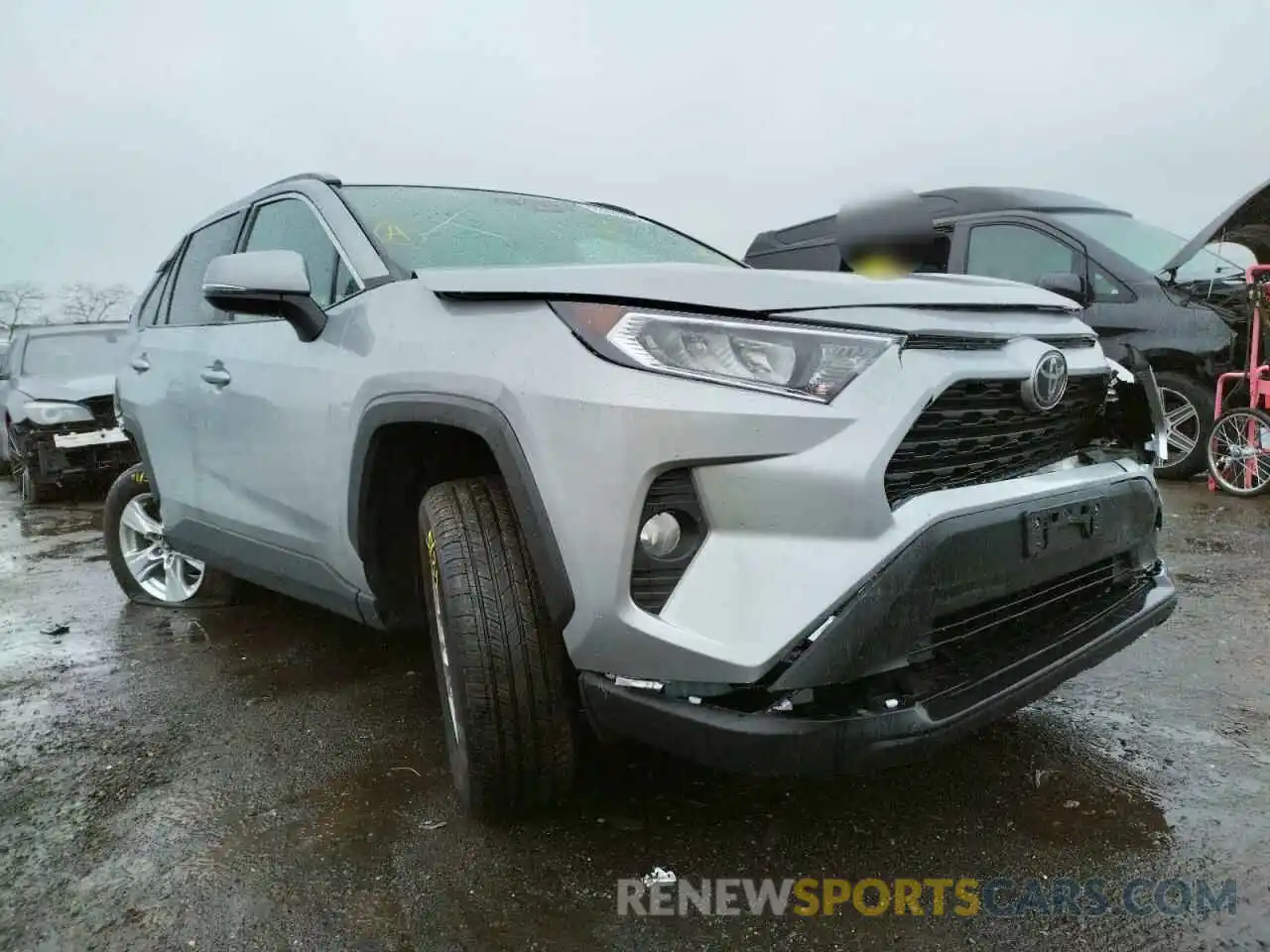 1 Photograph of a damaged car 2T3P1RFV1LC133225 TOYOTA RAV4 2020