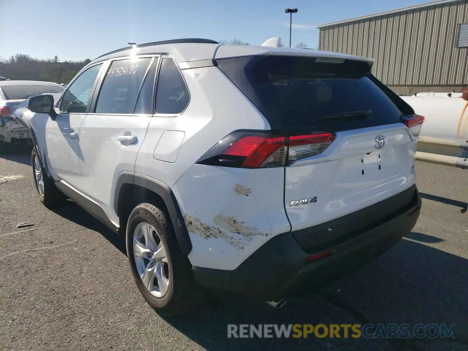 3 Photograph of a damaged car 2T3P1RFV1LC134956 TOYOTA RAV4 2020