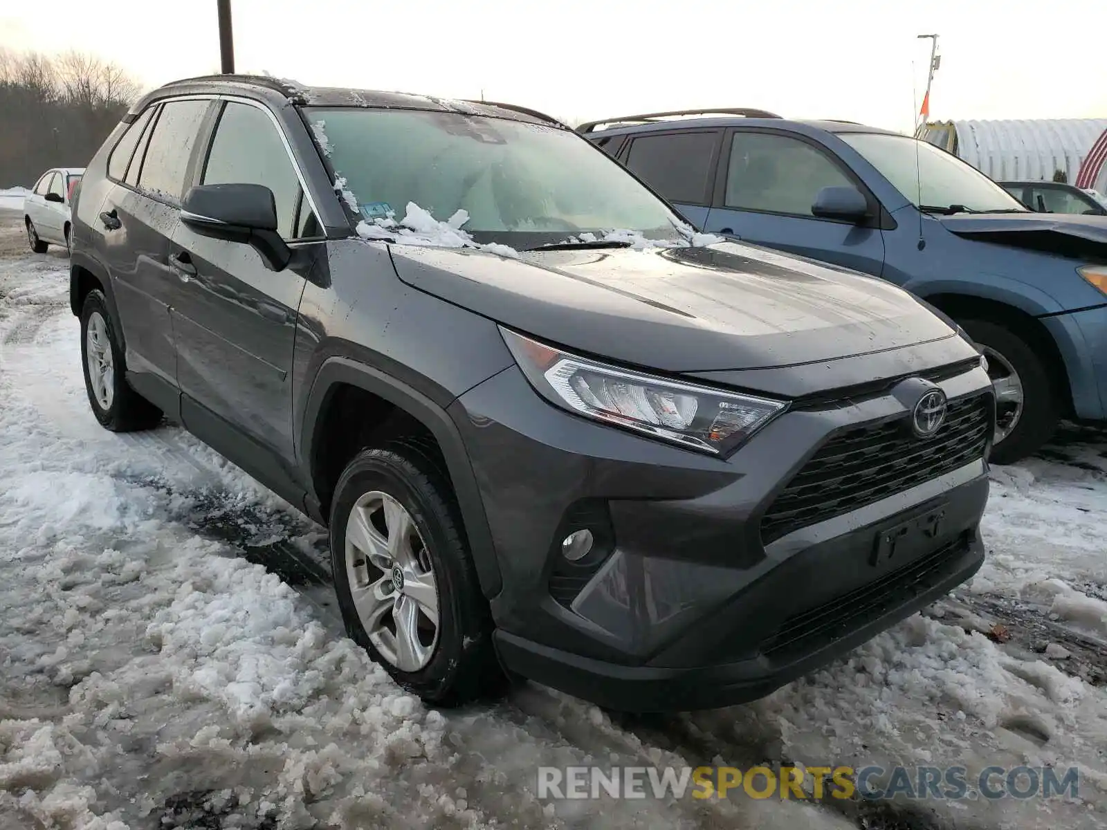 1 Photograph of a damaged car 2T3P1RFV1LW091430 TOYOTA RAV4 2020