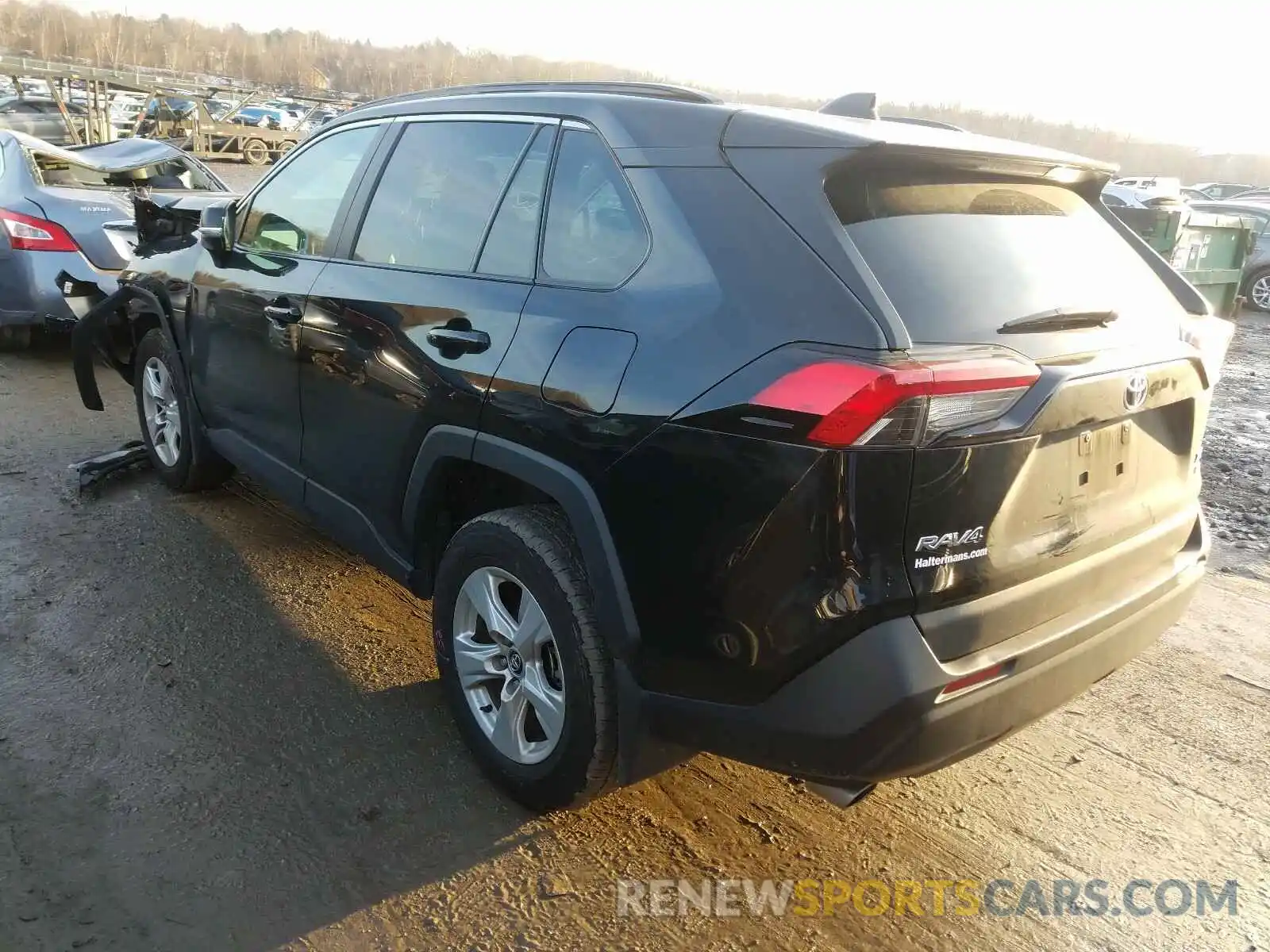 3 Photograph of a damaged car 2T3P1RFV1LW101485 TOYOTA RAV4 2020