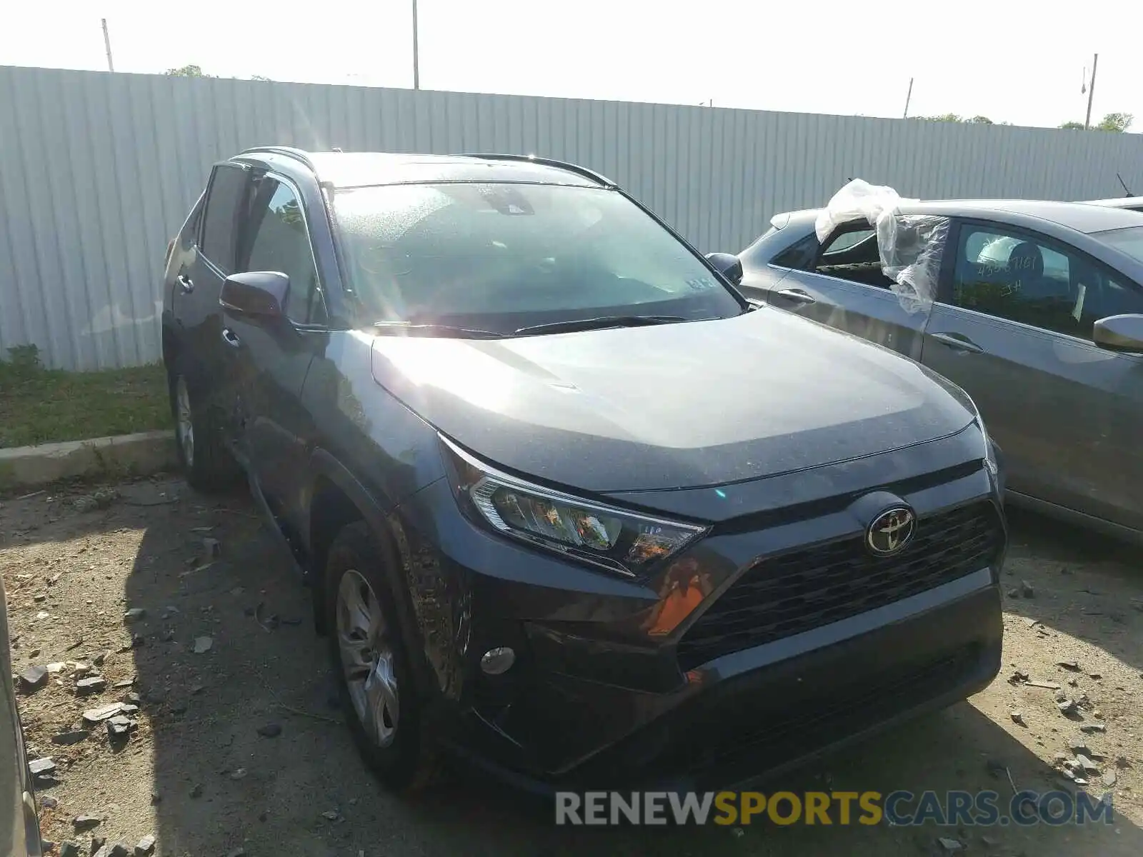 1 Фотография поврежденного автомобиля 2T3P1RFV1LW116892 TOYOTA RAV4 2020