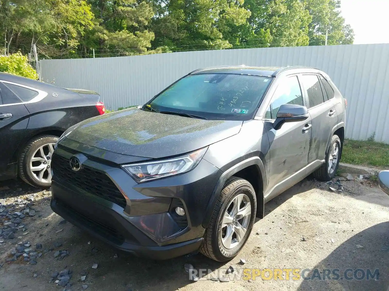 2 Фотография поврежденного автомобиля 2T3P1RFV1LW116892 TOYOTA RAV4 2020