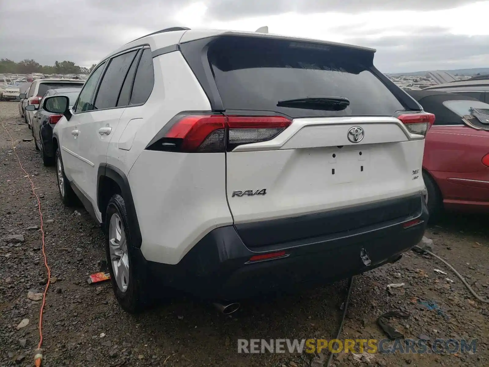 3 Photograph of a damaged car 2T3P1RFV1LW117394 TOYOTA RAV4 2020