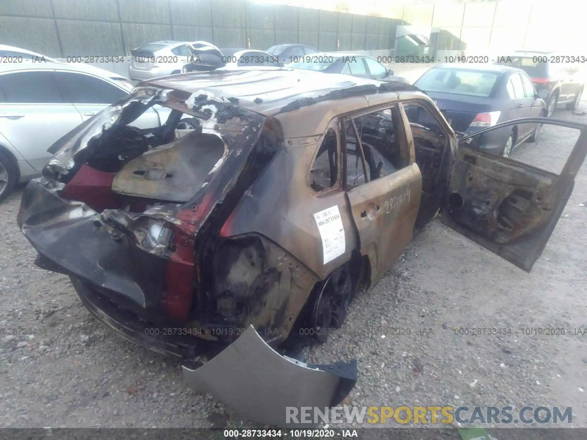 4 Фотография поврежденного автомобиля 2T3P1RFV1LW120652 TOYOTA RAV4 2020