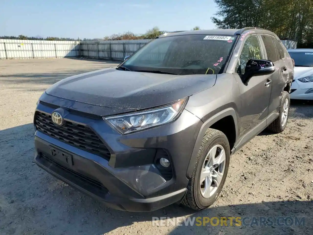 2 Фотография поврежденного автомобиля 2T3P1RFV1LW123521 TOYOTA RAV4 2020