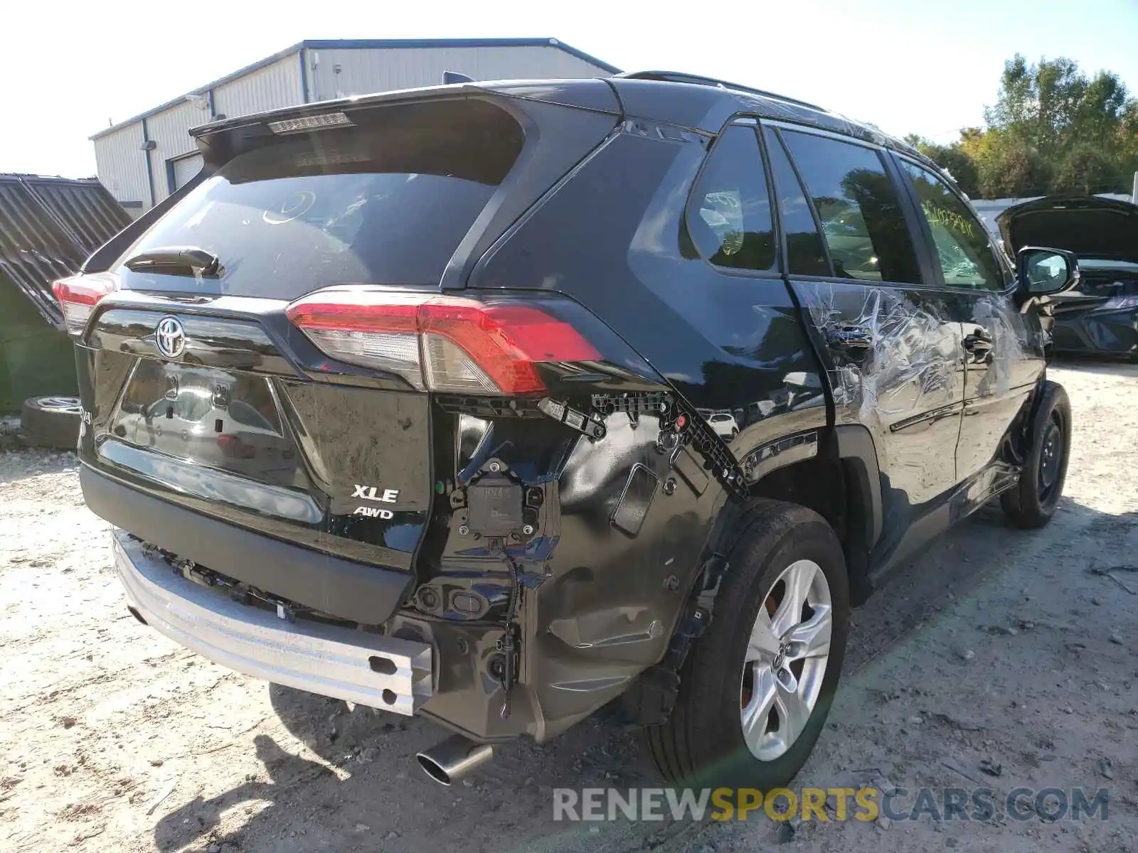 4 Photograph of a damaged car 2T3P1RFV1LW128234 TOYOTA RAV4 2020