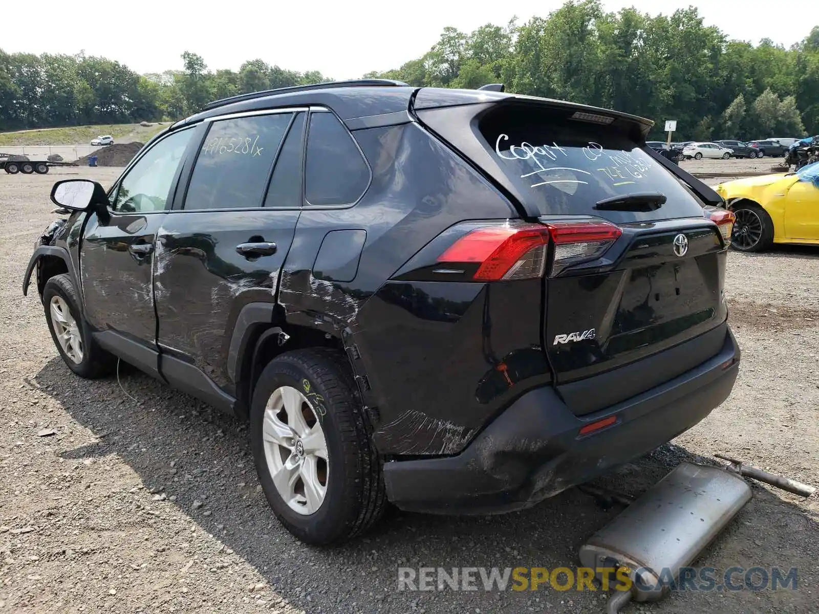 3 Photograph of a damaged car 2T3P1RFV1LW131277 TOYOTA RAV4 2020