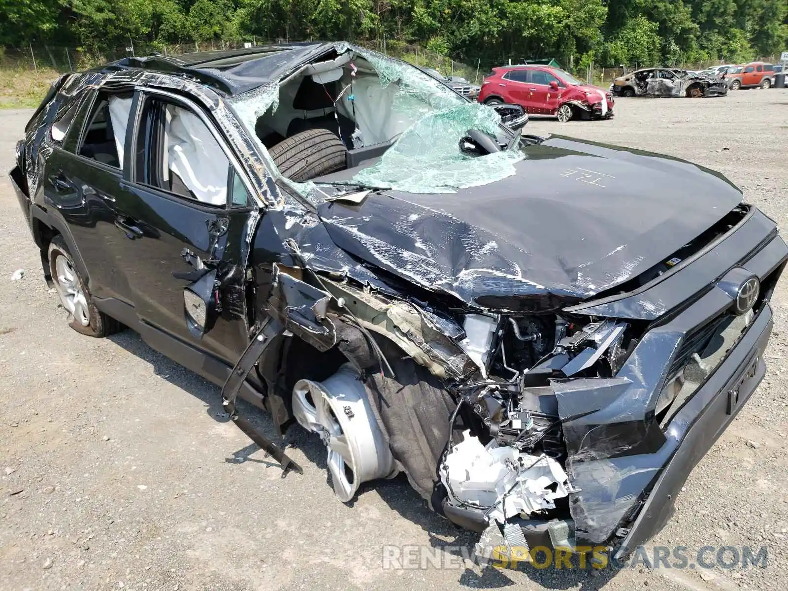 9 Photograph of a damaged car 2T3P1RFV1LW131277 TOYOTA RAV4 2020