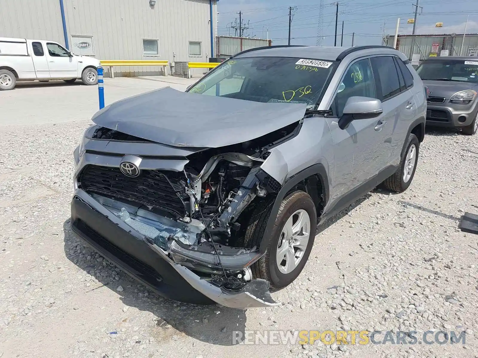 2 Photograph of a damaged car 2T3P1RFV2LC071138 TOYOTA RAV4 2020