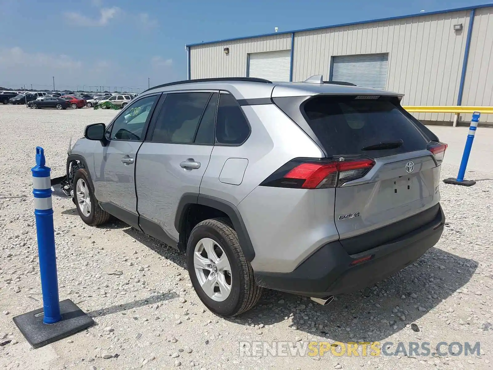 3 Photograph of a damaged car 2T3P1RFV2LC071138 TOYOTA RAV4 2020