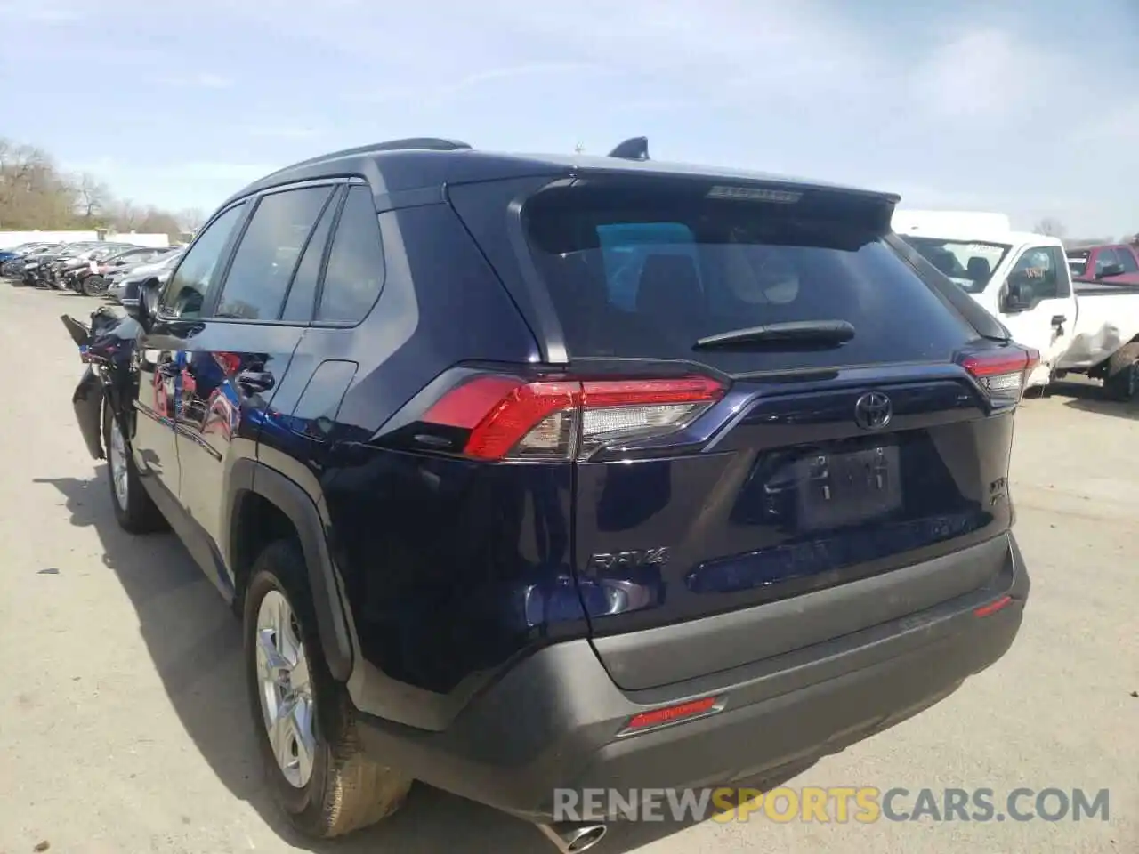 3 Photograph of a damaged car 2T3P1RFV2LC072919 TOYOTA RAV4 2020