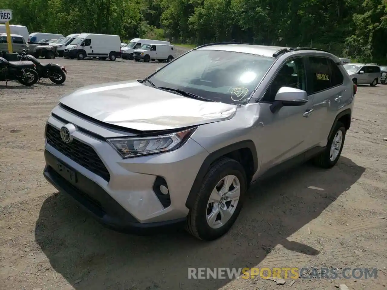 2 Photograph of a damaged car 2T3P1RFV2LC075383 TOYOTA RAV4 2020